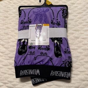 NEW Wednesday Addams Family Pajama Bottoms Pants Women’s Size Large Purse Black